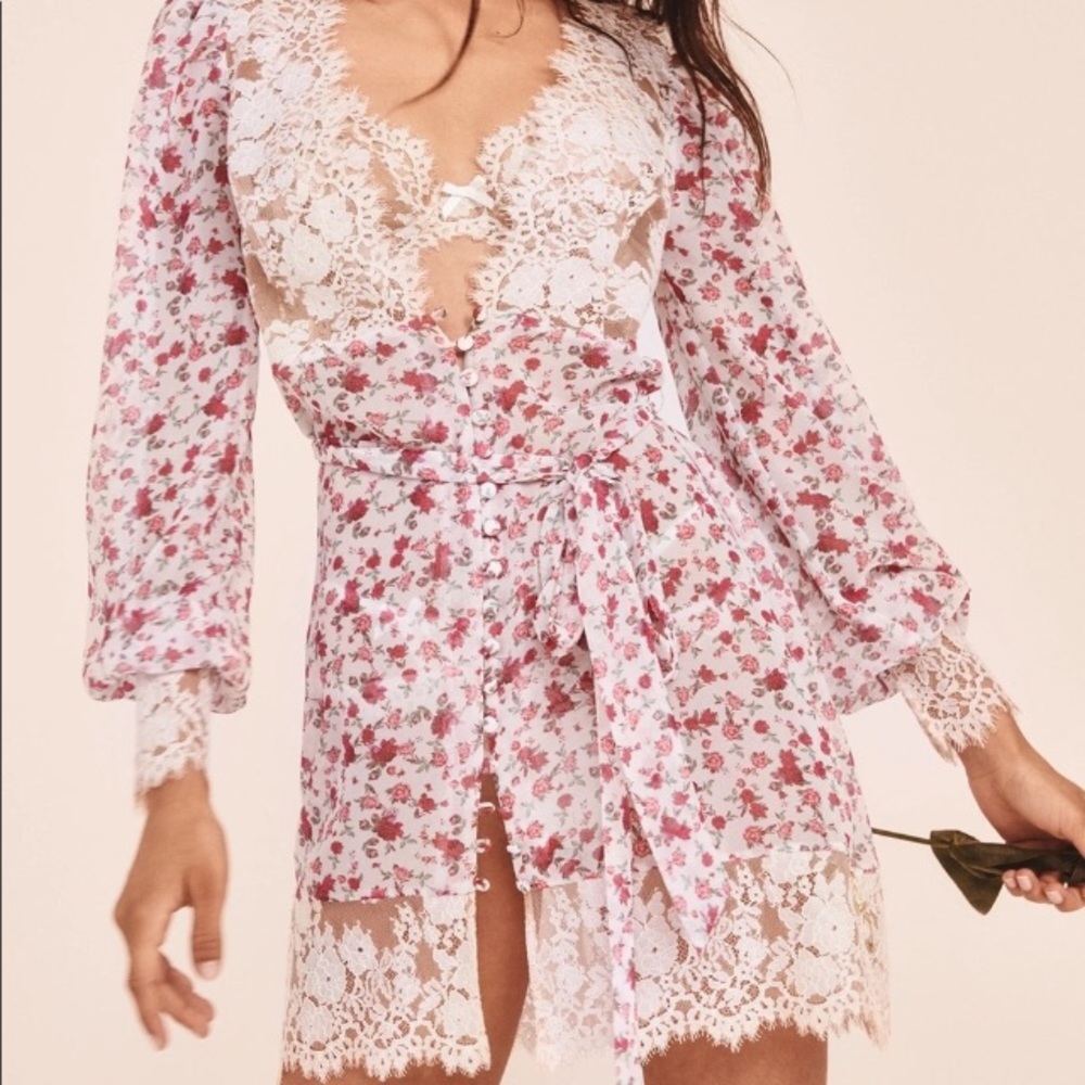 FINAL PRICE For Love & Lemons Melrose Robe XS NWT - Perfect for Valentines Day